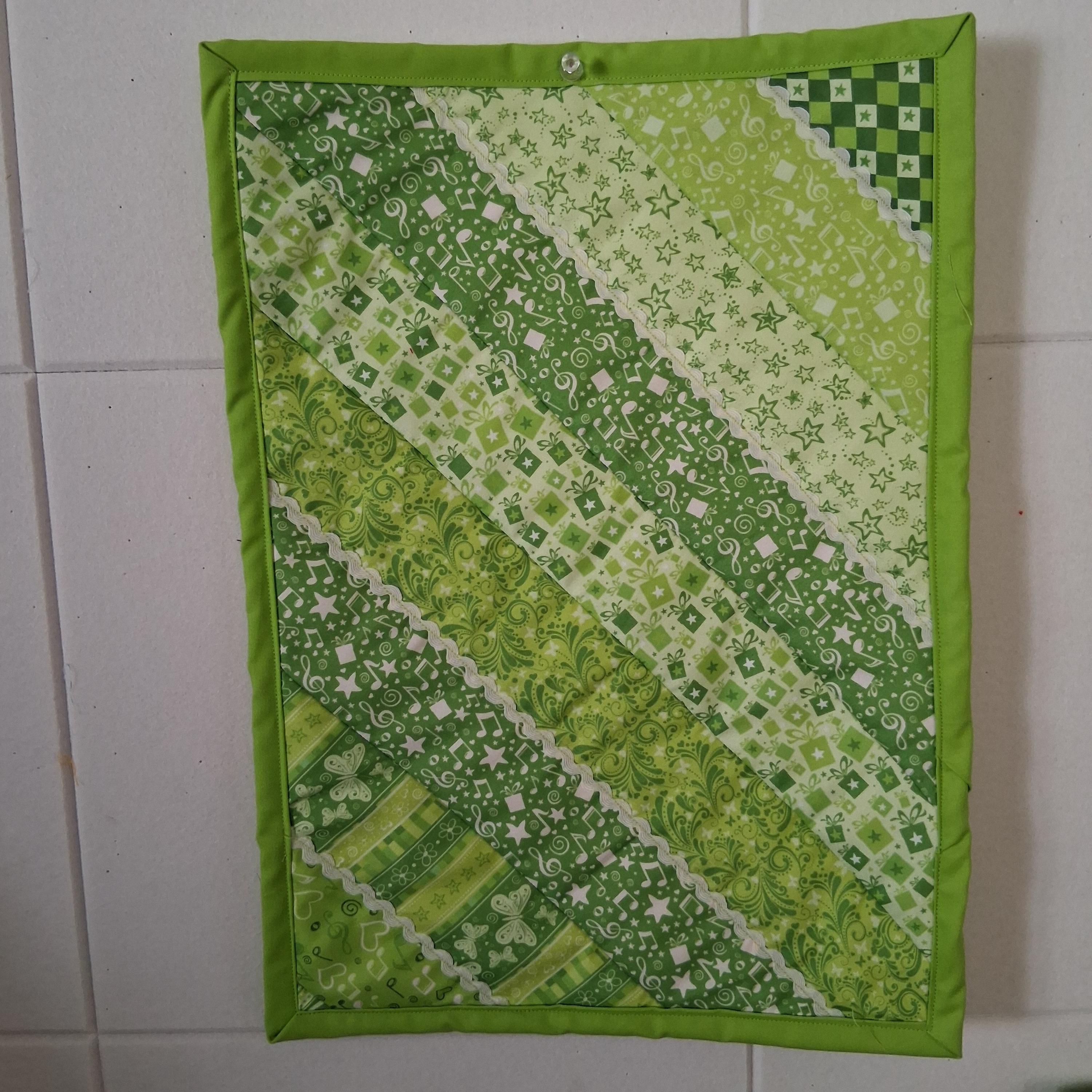 The Garden Path Table Set - Placemats and Potholders