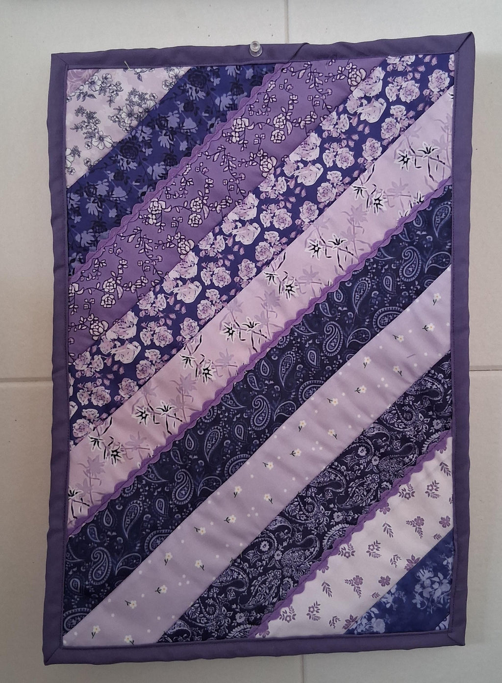 Lilac Lane Table Set of Placemats and Potholders