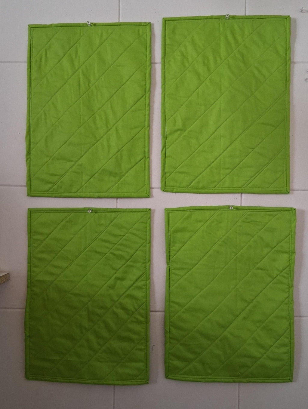 The Garden Path Table Set - Placemats and Potholders