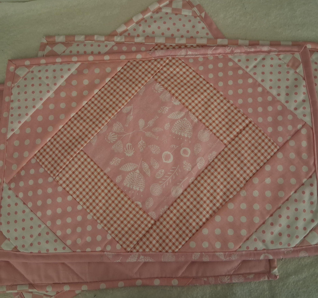 Pink and White Placemats, set of 4